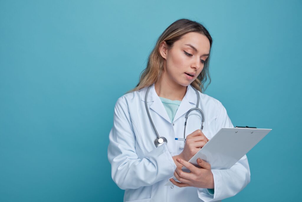 brancos-somam-quase-70%-dos-estudantes-de-medicina,-aponta-estudo