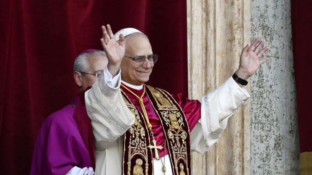 quiz:-o-que-voce-sabe-o-papa-leao-xiv,-novo-lider-da-igreja-catolica?