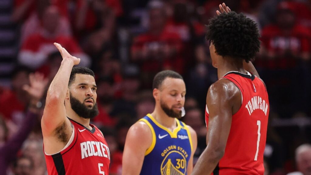 defesa-‘trava’-stephen-curry,-rockets-dominam-os-warriors-e-mantem-a-serie-aberta