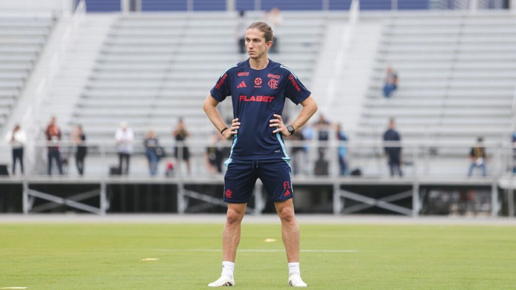 filipe-luis-chama-chelsea-de-‘modelo-perfeito’-e-avisa-flamengo:-‘vamos-ter-possibilidade’