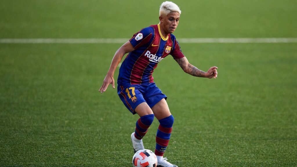 o-recomeco-de-ex-barcelona-que-ja-teve-clausula-de-300-milhoes-de-euros-e-hoje-joga-a-serie-b