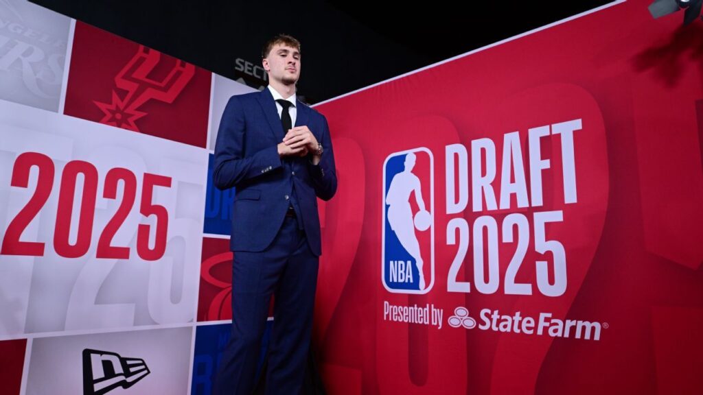 dallas-mavericks-seleciona-cooper-flagg-na-1a-escolha-no-draft-da-nba
