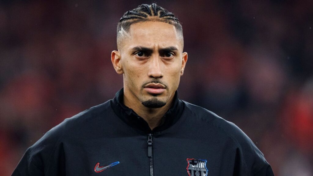 raphinha-liga-‘modo-sincerao’-ao-falar-sobre-neymar-na-selecao:-‘posso-ate-ser-muito-criticado’