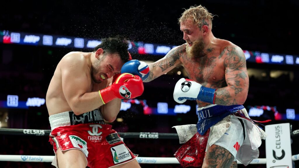 apos-mike-tyson,-jake-paul-faz-‘parecer-facil’-e-vence-mais-um-ex-campeao-mundial-de-boxe