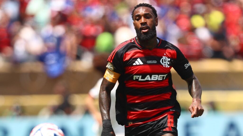zenit-e-al-nassr-sinalizam-ao-flamengo-que-querem-gerson-e-deixam-impasse-nas-maos-do-jogador