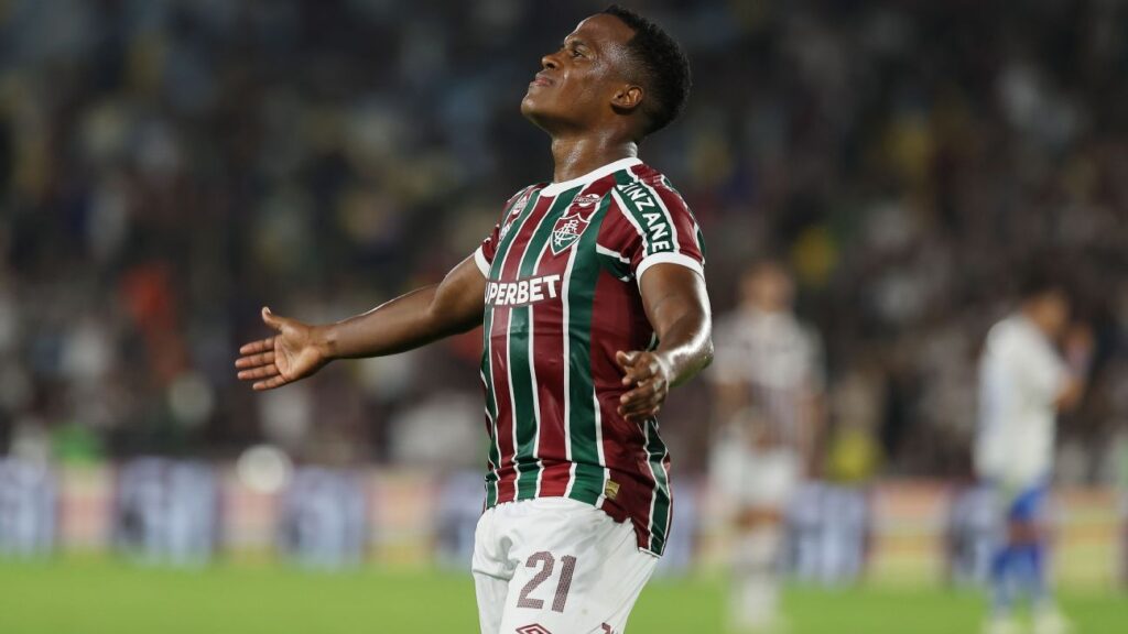 fluminense-oficializa-saida-de-arias-para-a-premier-league-e-mantera-percentual-do-colombiano