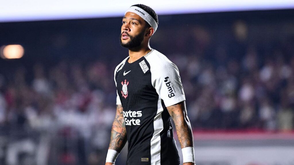neto-critica-dorival-por-tirar-memphis:-‘deixa-passar-vergonha’