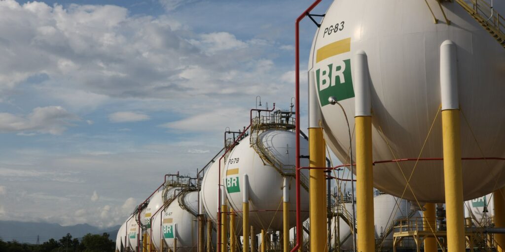 gas-para-as-distribuidoras-tera-queda-de-14%,-anuncia-petrobras