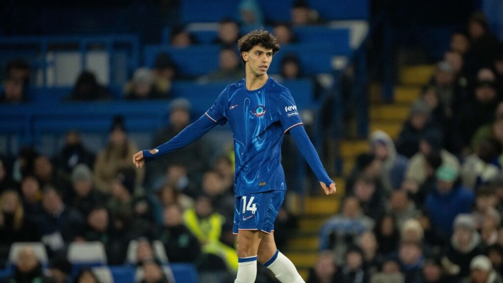 joao-felix,-antigo-alvo-do-flamengo,-deixa-o-chelsea-e-e-anunciado-por-nova-equipe