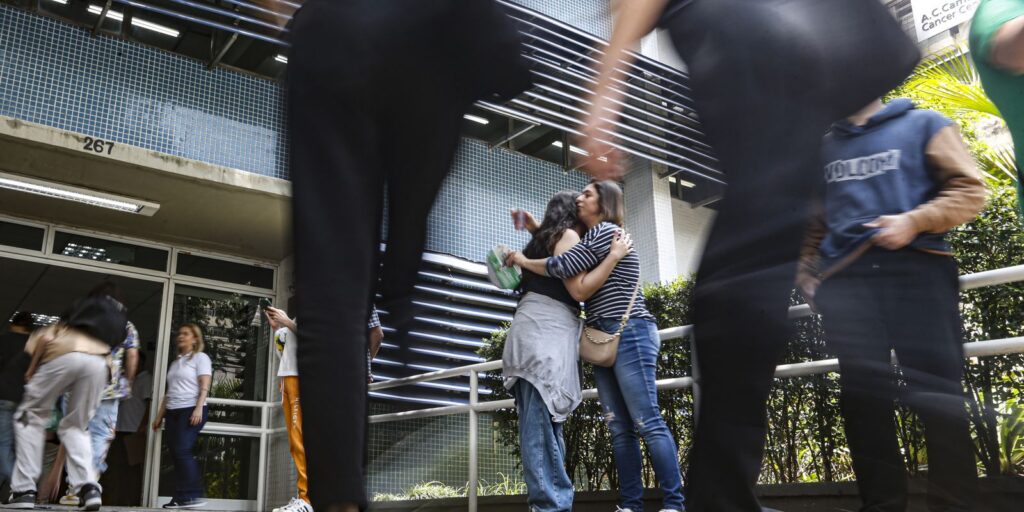 mulheres-representam-60%-das-inscricoes-no-enem-2025
