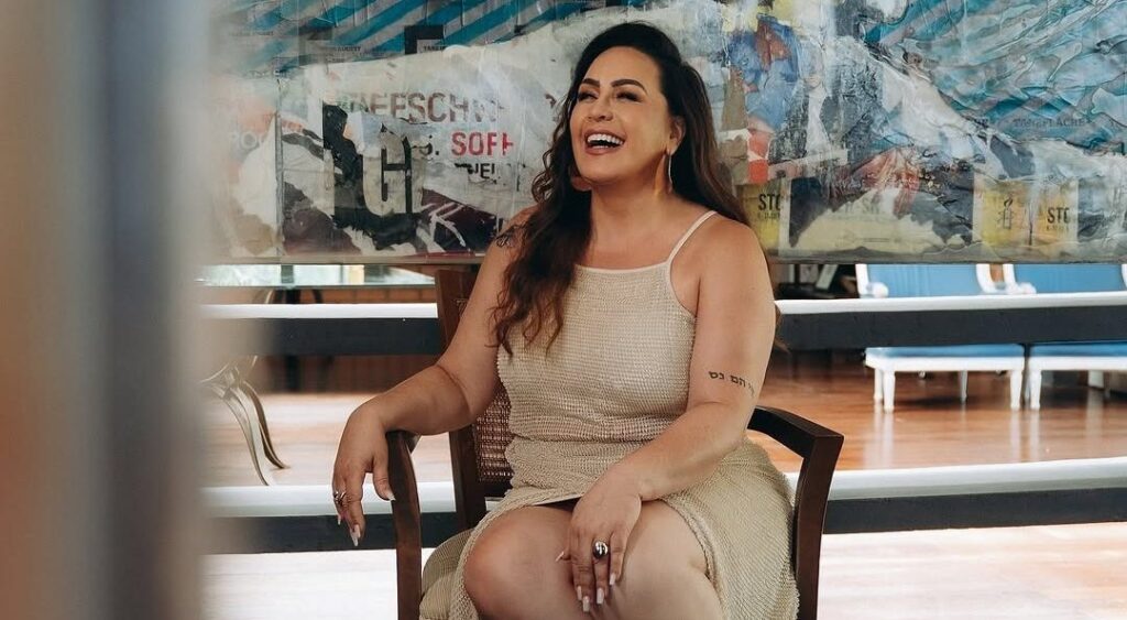 gina-garcia-celebra-cazuza-com-samba,-emocao-e-mais-de-2-milhoes-de-plays-em-projeto-especial