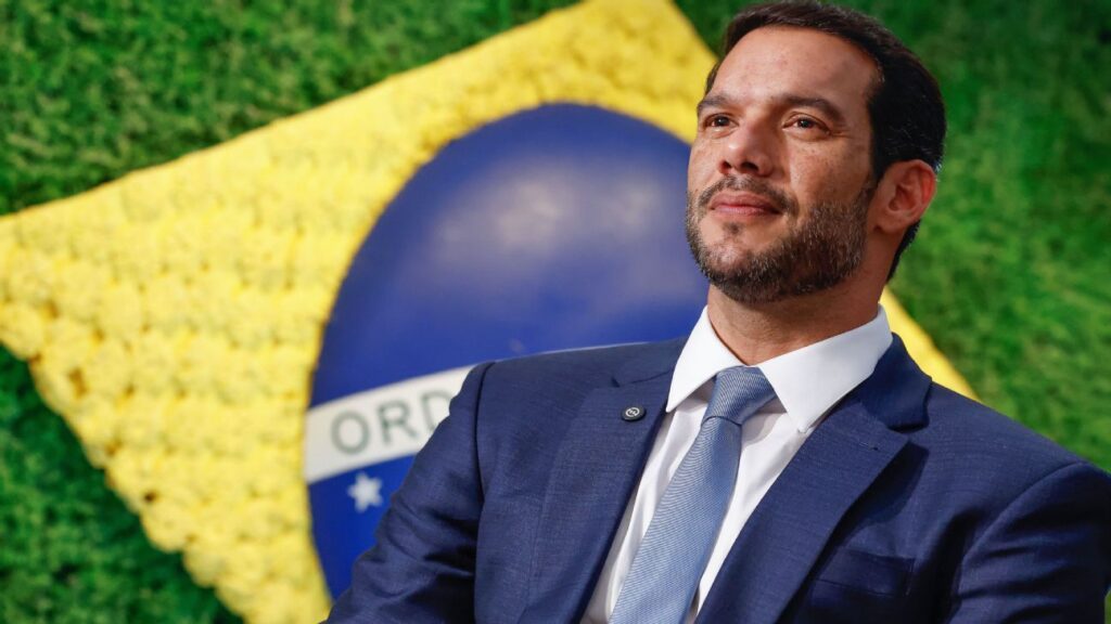 samir-xaud-ve-motivacao-politica-em-operacao-da-pf-na-sede-da-cbf:-‘querem-sempre-se-aproveitar’