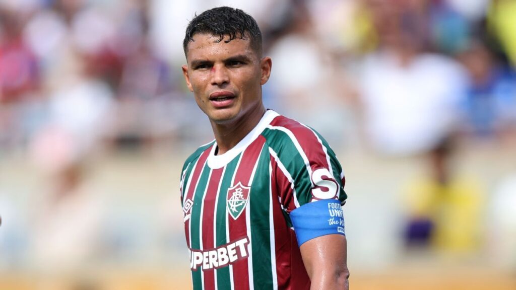 thiago-silva-tem-lesao-diagnosticada-e-desfalca-fluminense-na-copa-do-brasil-e-sul-americana
