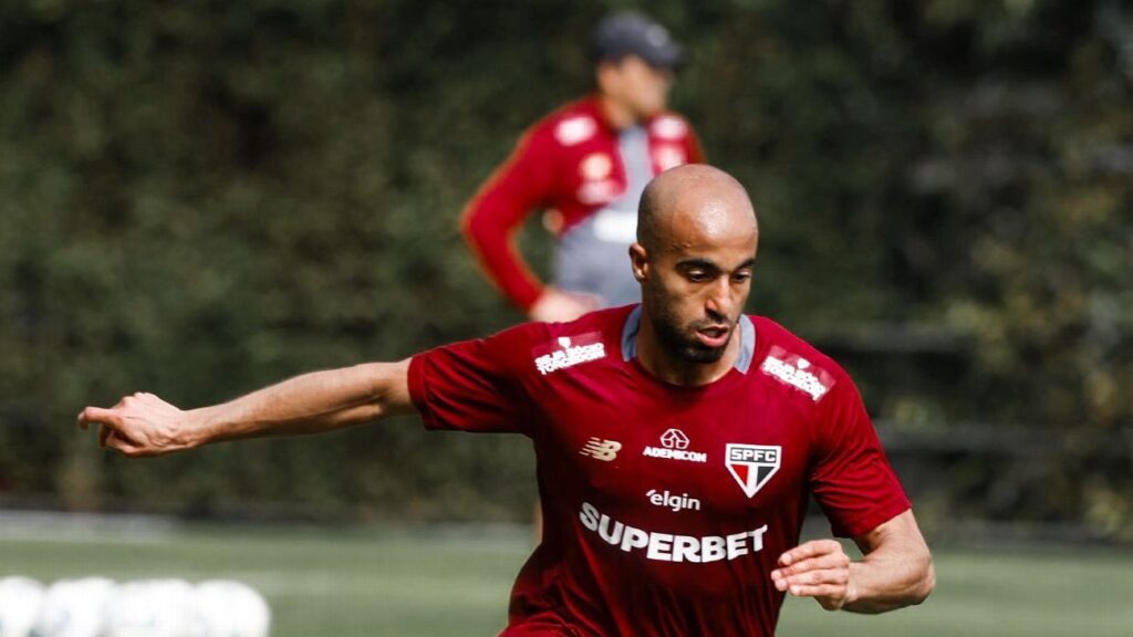 lucas-moura-de-volta?-veja-como-sao-paulo-prepara-o-jogador-de-olho-na-libertadores
