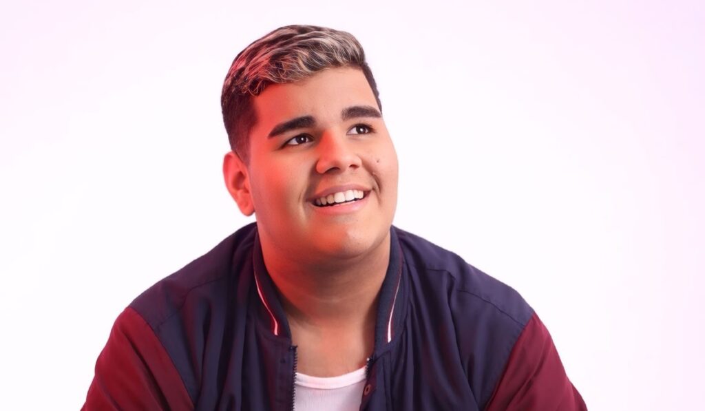 dougllas-fernanddo-anuncia-novo-nome-artistico-e-inclui-forro-e-pagode-no-repertorio