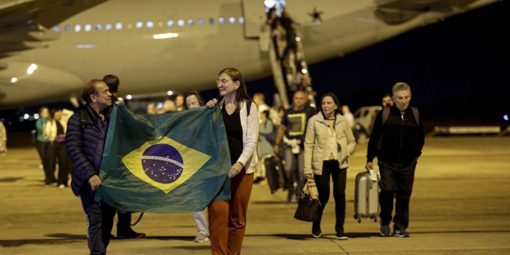 “aqui-e-brasil”-preve-acolhimento-e-reintegracao-a-repatriados