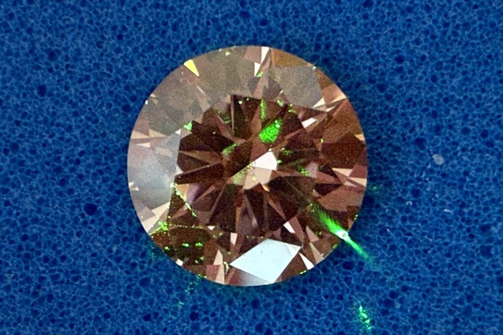 diamante-funciona-como-sensor-para-detectar-cancer