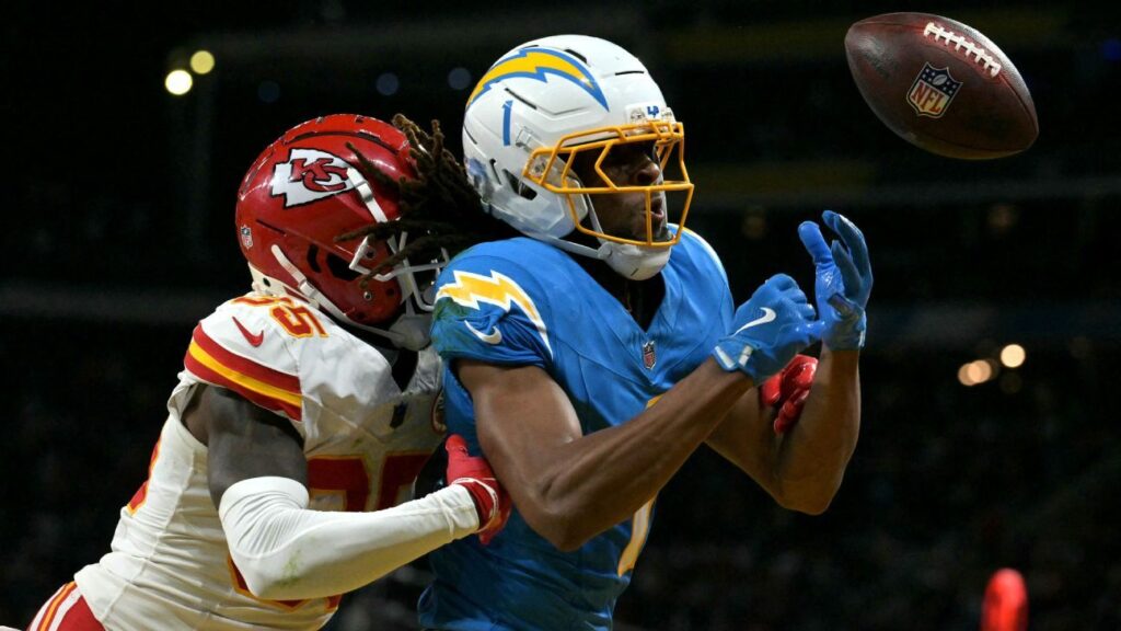 chargers-seguram-reacao-e-vencem-chiefs-em-jogaco-da-nfl-em-sao-paulo