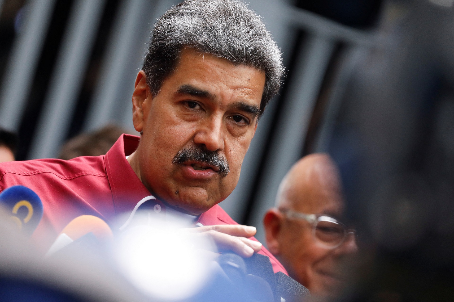 venezuela-realiza-novos-exercicios-militares-no-caribe,-em-resposta-a-navios-dos-eua