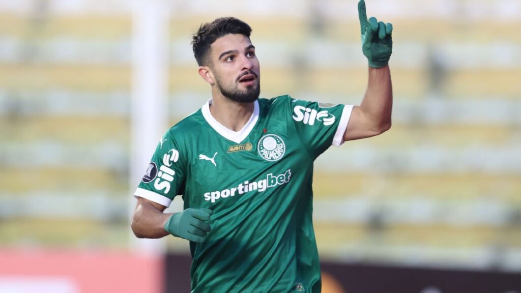 palmeiras-negocia-renovacao-de-contrato-com-flaco-lopez-para-se-proteger-de-interessados