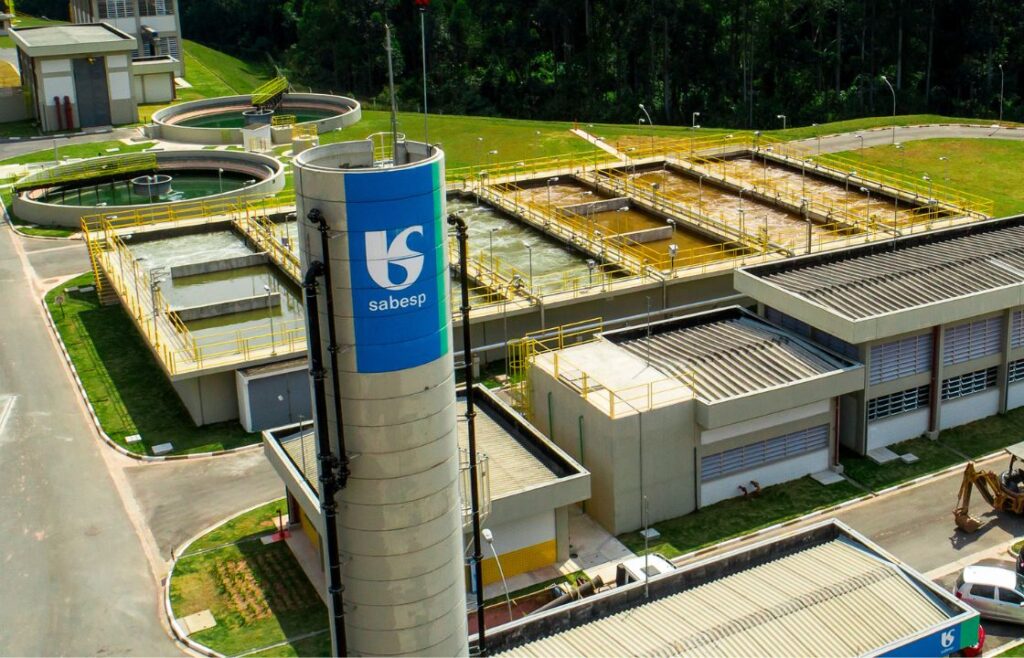 sabesp-passa-a-reduzir-pressao-de-agua-diariamente-das-19h-as-5h-na-grande-sp