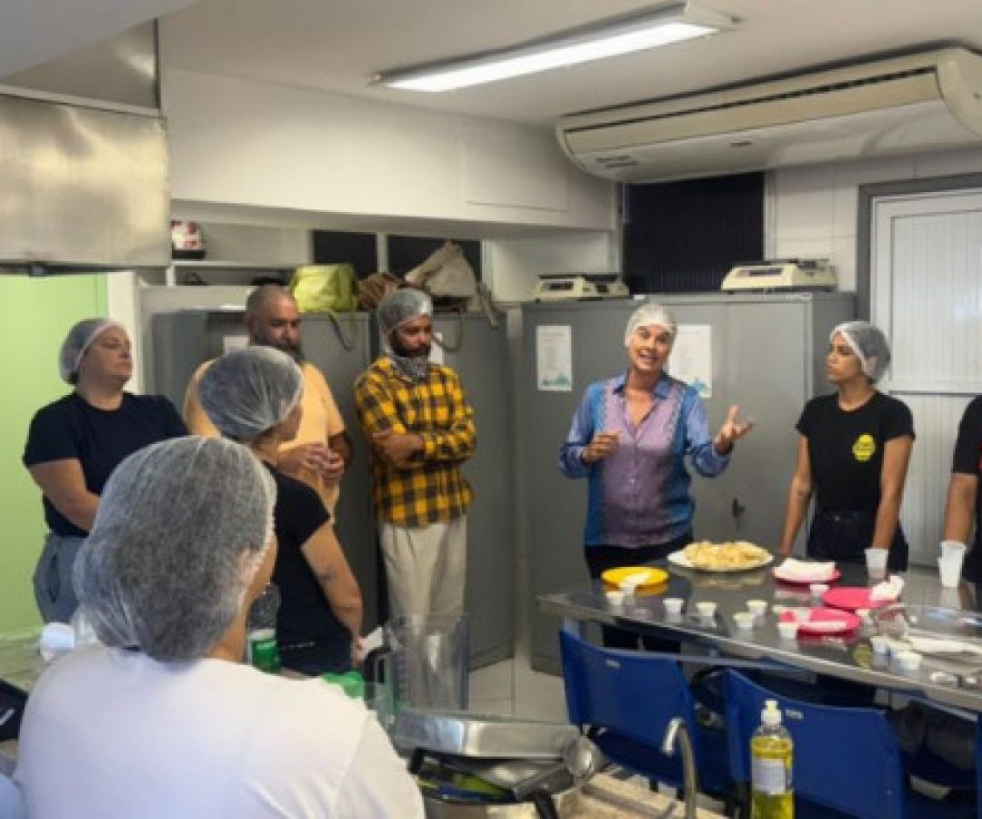 burgerfest:-visa-realiza-curso-de-boas-praticas-de-manipulacao-de-alimentos