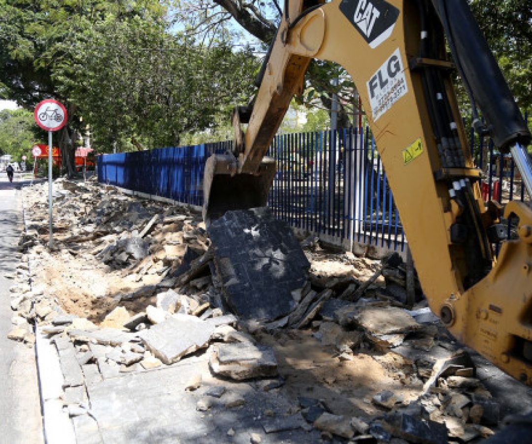 entorno-do-jardim-sao-benedito-recebe-nova-calcada