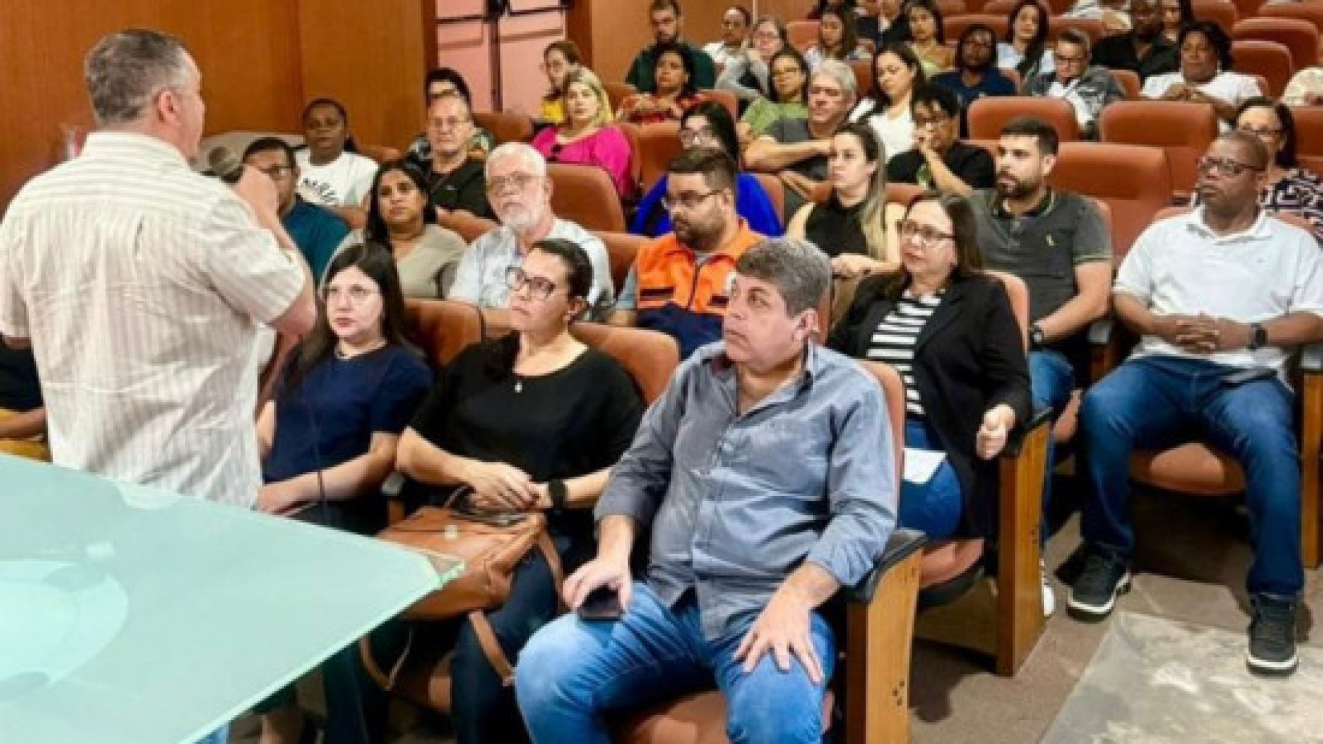 secretaria-de-gestao-de-pessoas-realiza-reuniao-com-rhs-e-departamentos-de-pessoal